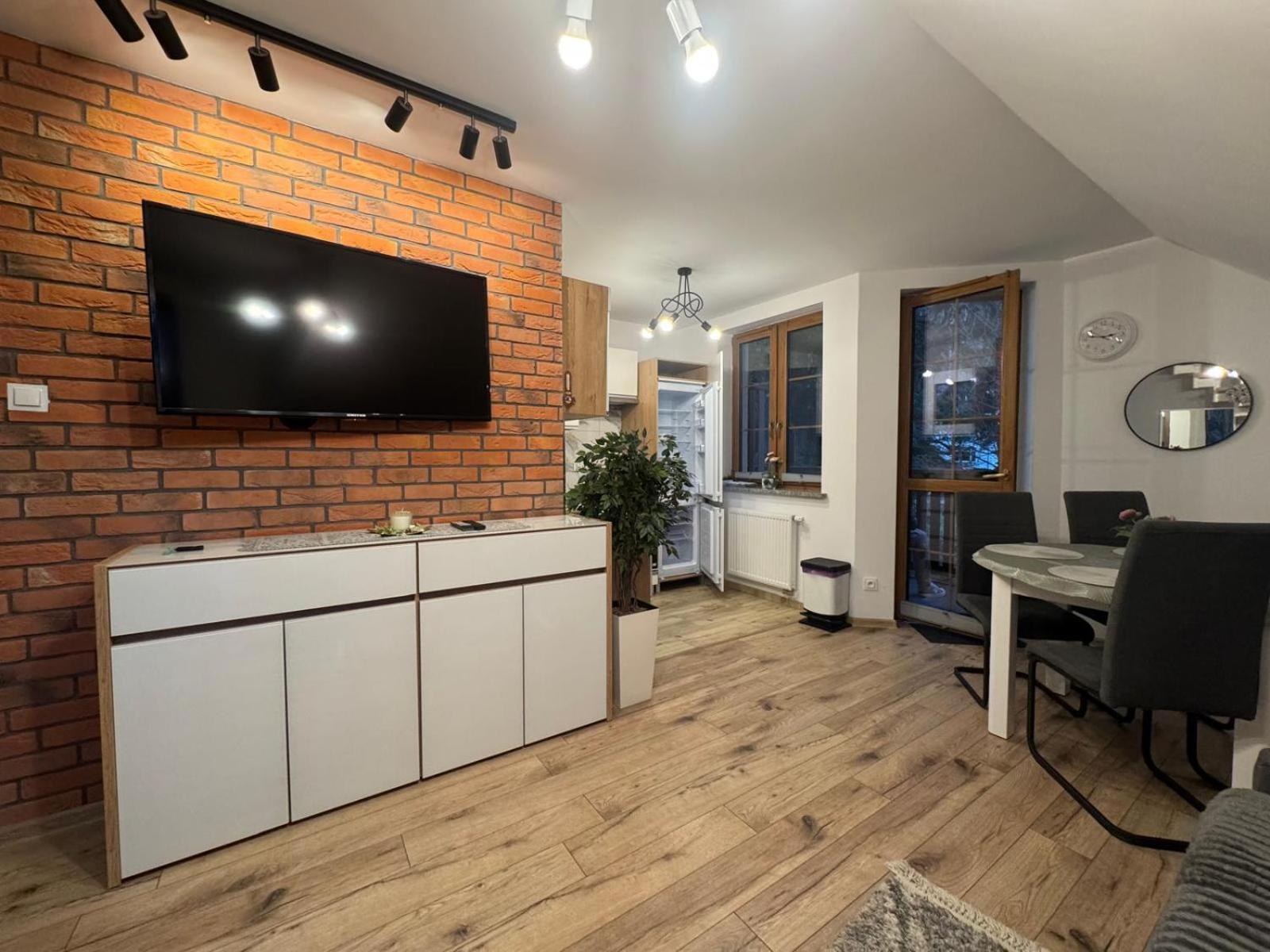 Apartament Trzy Swierki - W Objeciu Natury, Obok Glownego Deptaka - By Spaceapart 카르파츠 외부 사진